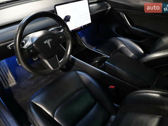 Чорний Тесла Модель 3, об'ємом двигуна 0 л та пробігом 163 тис. км за 15600 $, фото 16 на Automoto.ua