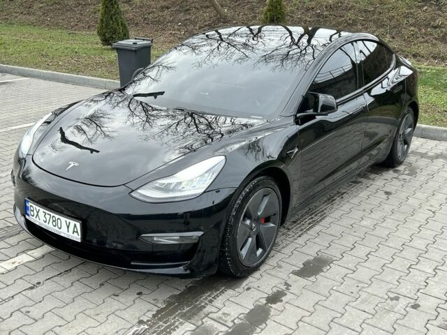 Чорний Тесла Модель 3, об'ємом двигуна 0 л та пробігом 180 тис. км за 17500 $, фото 1 на Automoto.ua
