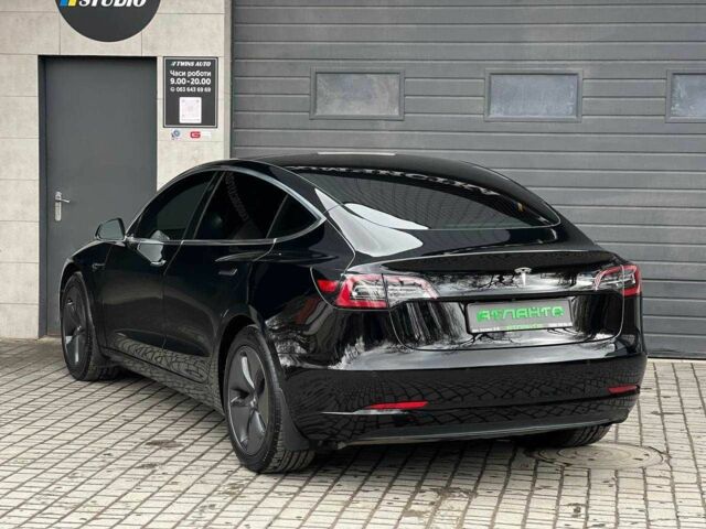 Черный Тесла Модель 3, объемом двигателя 0 л и пробегом 45 тыс. км за 15900 $, фото 8 на Automoto.ua