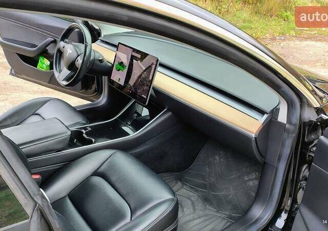 Черный Тесла Модель 3, объемом двигателя 0 л и пробегом 126 тыс. км за 15300 $, фото 7 на Automoto.ua