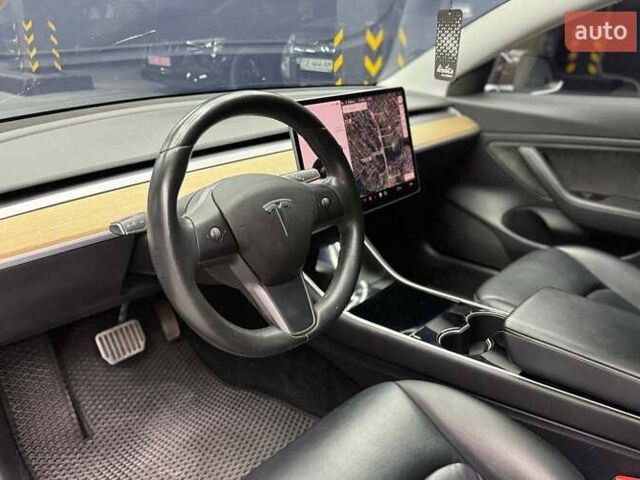 Черный Тесла Модель 3, объемом двигателя 0 л и пробегом 108 тыс. км за 17900 $, фото 7 на Automoto.ua