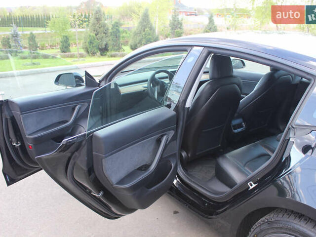 Черный Тесла Модель 3, объемом двигателя 0 л и пробегом 126 тыс. км за 15500 $, фото 11 на Automoto.ua