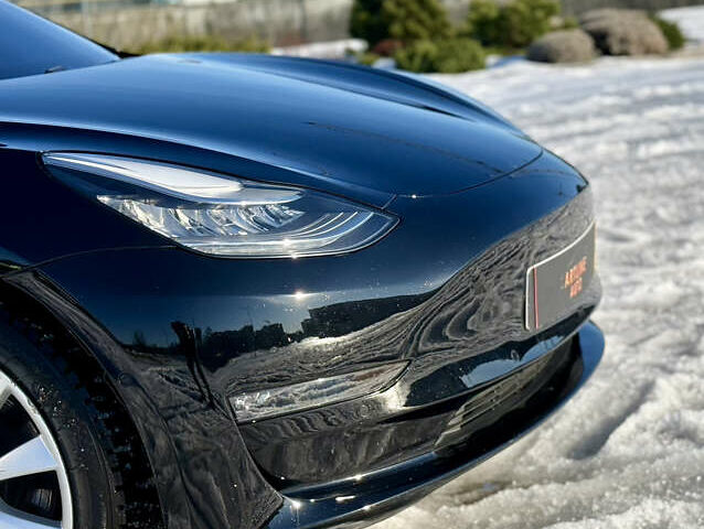 Черный Тесла Модель 3, объемом двигателя 0 л и пробегом 87 тыс. км за 16300 $, фото 25 на Automoto.ua