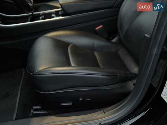 Черный Тесла Модель 3, объемом двигателя 0 л и пробегом 97 тыс. км за 14600 $, фото 35 на Automoto.ua