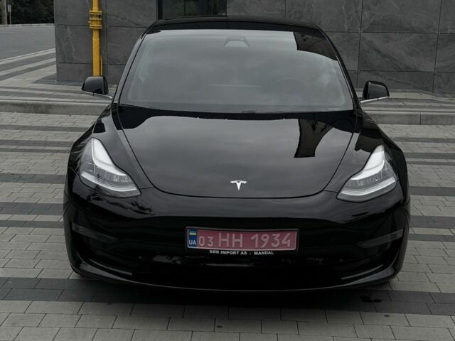 Тесла Модель 3 2019 у Луцьку на Automoto.ua Чорний Тесла Модель 3, об'ємом двигуна 1 л та пробігом 255 тис. км за 13800 $, фото 1 на Automoto.ua