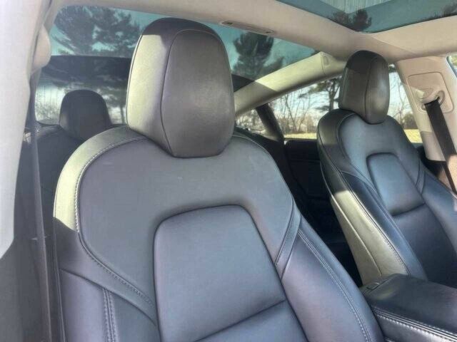 Чорний Тесла Модель 3, об'ємом двигуна 0 л та пробігом 42 тис. км за 9300 $, фото 9 на Automoto.ua