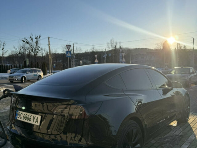Чорний Тесла Модель 3, об'ємом двигуна 0 л та пробігом 111 тис. км за 18000 $, фото 22 на Automoto.ua