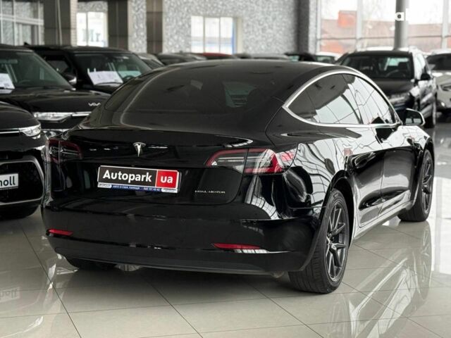 Черный Тесла Модель 3, объемом двигателя 0 л и пробегом 120 тыс. км за 16940 $, фото 4 на Automoto.ua