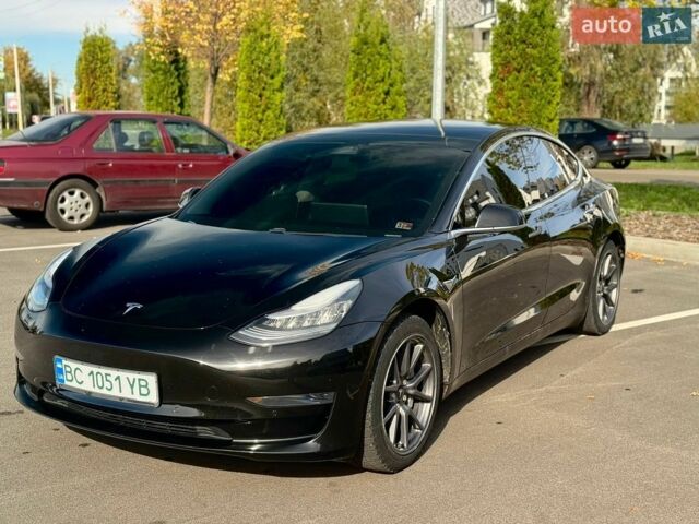 Чорний Тесла Модель 3, об'ємом двигуна 0 л та пробігом 134 тис. км за 14600 $, фото 4 на Automoto.ua