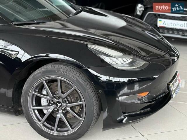 Черный Тесла Модель 3, объемом двигателя 0 л и пробегом 120 тыс. км за 16690 $, фото 7 на Automoto.ua