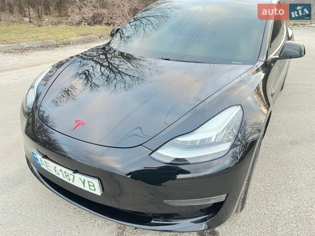 Черный Тесла Модель 3, объемом двигателя 0 л и пробегом 54 тыс. км за 15499 $, фото 21 на Automoto.ua
