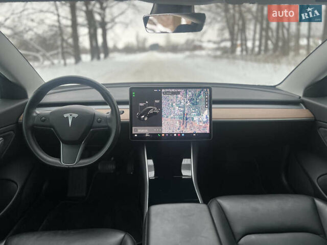 Черный Тесла Модель 3, объемом двигателя 0 л и пробегом 78 тыс. км за 16300 $, фото 63 на Automoto.ua