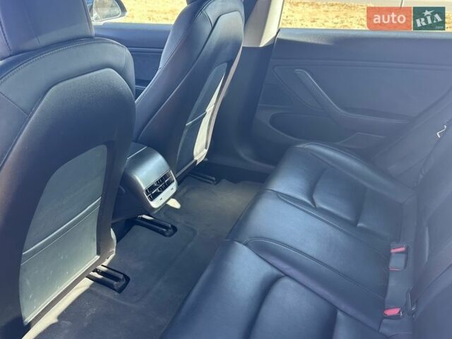 Черный Тесла Модель 3, объемом двигателя 0 л и пробегом 167 тыс. км за 17000 $, фото 4 на Automoto.ua