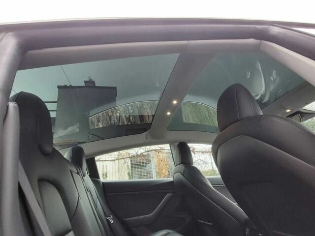 Черный Тесла Модель 3, объемом двигателя 0 л и пробегом 65 тыс. км за 334 $, фото 11 на Automoto.ua