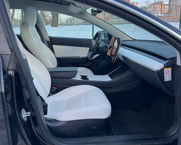 Чорний Тесла Модель 3, об'ємом двигуна 0 л та пробігом 220 тис. км за 14999 $, фото 9 на Automoto.ua