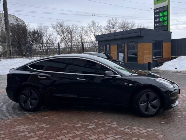 Чорний Тесла Модель 3, об'ємом двигуна 0 л та пробігом 158 тис. км за 16000 $, фото 1 на Automoto.ua