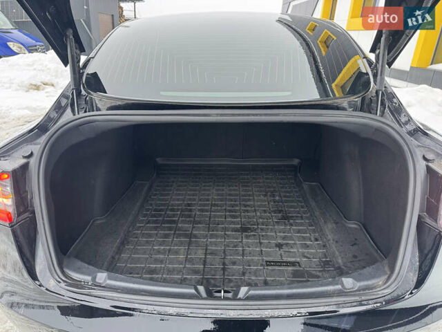 Черный Тесла Модель 3, объемом двигателя 0 л и пробегом 139 тыс. км за 18500 $, фото 17 на Automoto.ua