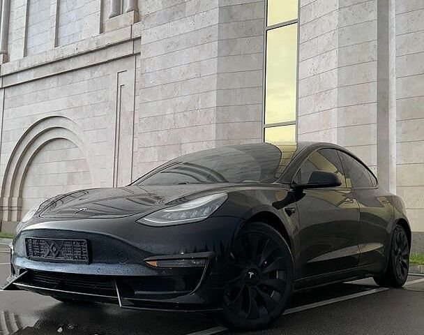 Чорний Тесла Модель 3, об'ємом двигуна 0 л та пробігом 156 тис. км за 17500 $, фото 4 на Automoto.ua