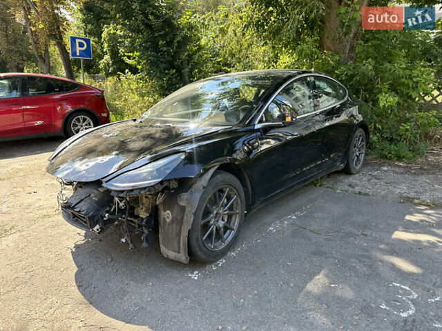 Чорний Тесла Модель 3, об'ємом двигуна 0 л та пробігом 120 тис. км за 15600 $, фото 4 на Automoto.ua