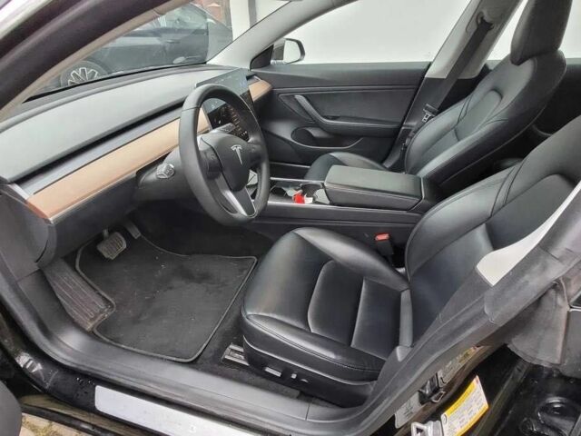 Черный Тесла Модель 3, объемом двигателя 0 л и пробегом 65 тыс. км за 334 $, фото 10 на Automoto.ua