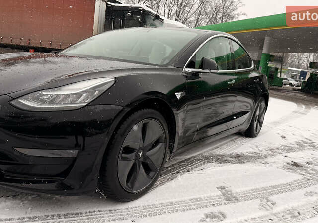 Черный Тесла Модель 3, объемом двигателя 0 л и пробегом 125 тыс. км за 16500 $, фото 8 на Automoto.ua