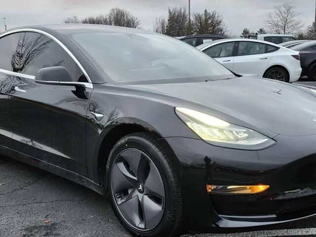 Черный Тесла Модель 3, объемом двигателя 0 л и пробегом 37 тыс. км за 8900 $, фото 2 на Automoto.ua