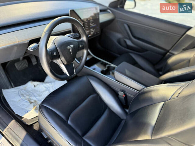 Черный Тесла Модель 3, объемом двигателя 0 л и пробегом 87 тыс. км за 16300 $, фото 11 на Automoto.ua