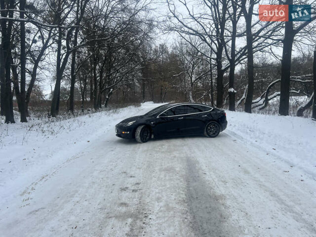 Чорний Тесла Модель 3, об'ємом двигуна 0 л та пробігом 78 тис. км за 16300 $, фото 17 на Automoto.ua