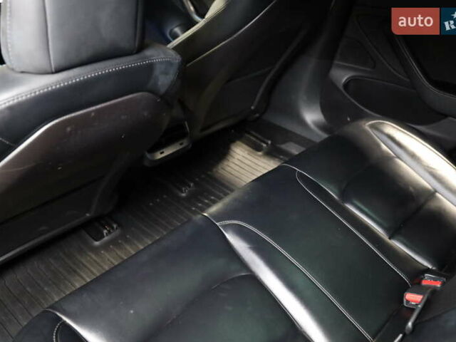 Чорний Тесла Модель 3, об'ємом двигуна 0 л та пробігом 163 тис. км за 15600 $, фото 27 на Automoto.ua