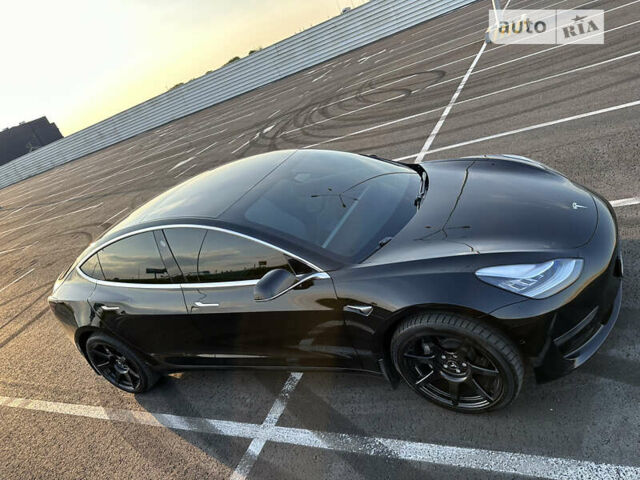 Черный Тесла Модель 3, объемом двигателя 0 л и пробегом 138 тыс. км за 16500 $, фото 2 на Automoto.ua