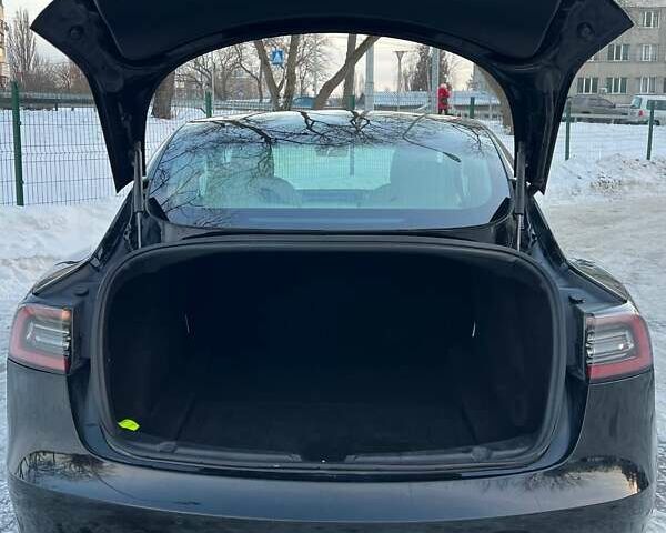 Черный Тесла Модель 3, объемом двигателя 0 л и пробегом 220 тыс. км за 14500 $, фото 7 на Automoto.ua