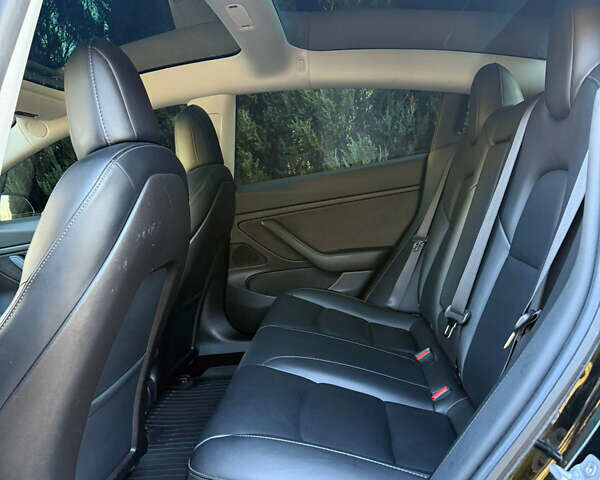 Чорний Тесла Модель 3, об'ємом двигуна 0 л та пробігом 137 тис. км за 13200 $, фото 20 на Automoto.ua