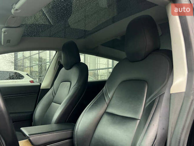 Черный Тесла Модель 3, объемом двигателя 0 л и пробегом 95 тыс. км за 16800 $, фото 10 на Automoto.ua