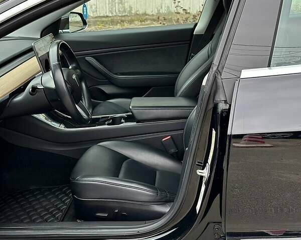 Черный Тесла Модель 3, объемом двигателя 0 л и пробегом 209 тыс. км за 18000 $, фото 75 на Automoto.ua