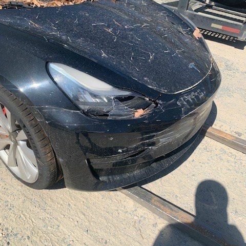 Черный Тесла Модель 3, объемом двигателя 0 л и пробегом 188 тыс. км за 11500 $, фото 3 на Automoto.ua