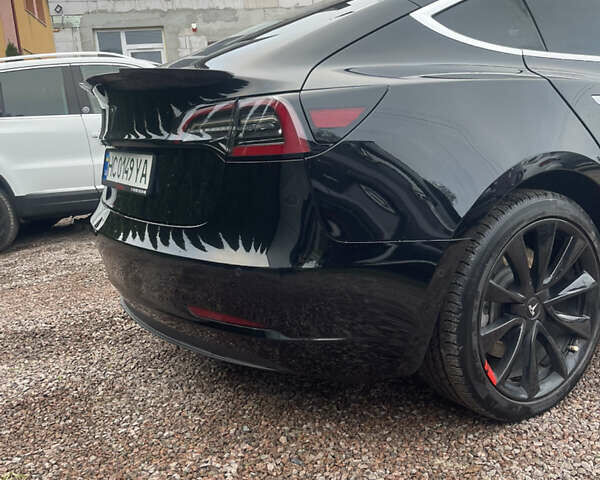 Чорний Тесла Модель 3, об'ємом двигуна 0 л та пробігом 140 тис. км за 13900 $, фото 9 на Automoto.ua