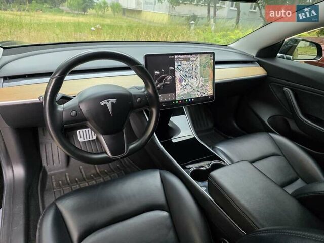 Черный Тесла Модель 3, объемом двигателя 0 л и пробегом 106 тыс. км за 17900 $, фото 16 на Automoto.ua