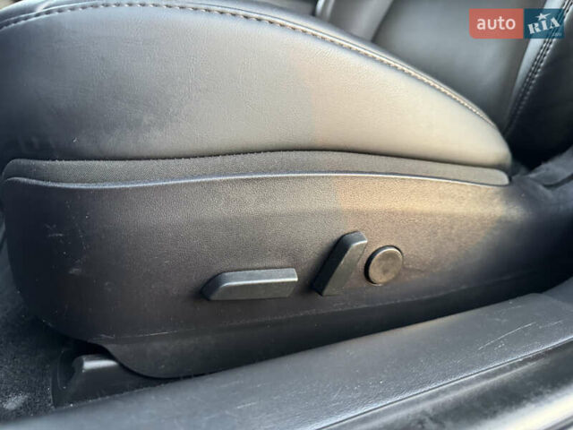 Чорний Тесла Модель 3, об'ємом двигуна 0 л та пробігом 117 тис. км за 18999 $, фото 59 на Automoto.ua