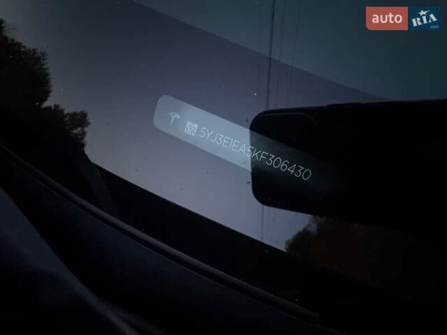 Черный Тесла Модель 3, объемом двигателя 0 л и пробегом 132 тыс. км за 14999 $, фото 33 на Automoto.ua