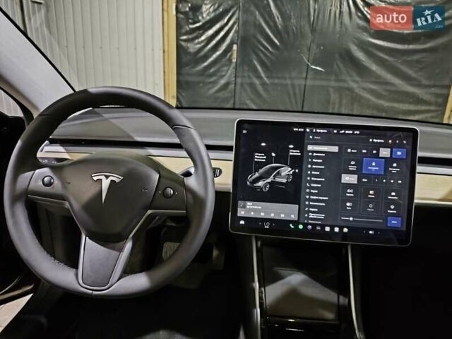 Черный Тесла Модель 3, объемом двигателя 0 л и пробегом 230 тыс. км за 15600 $, фото 14 на Automoto.ua