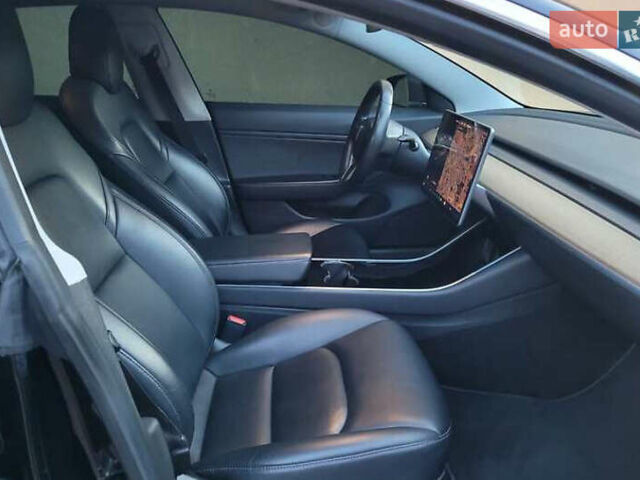 Черный Тесла Модель 3, объемом двигателя 0 л и пробегом 129 тыс. км за 19500 $, фото 16 на Automoto.ua