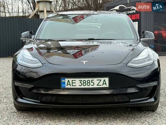 Чорний Тесла Модель 3, об'ємом двигуна 0 л та пробігом 150 тис. км за 15900 $, фото 2 на Automoto.ua