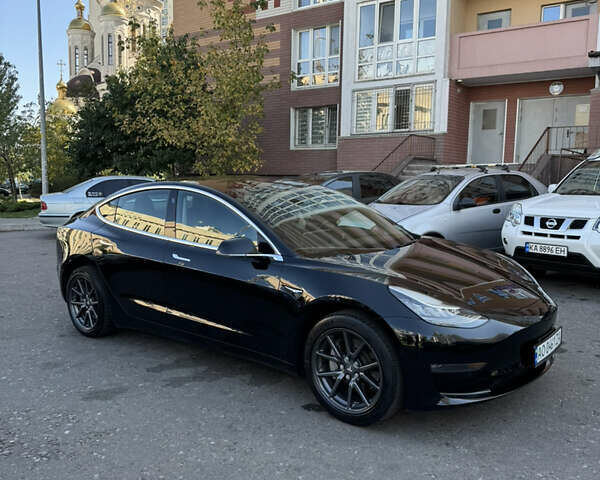 Черный Тесла Модель 3, объемом двигателя 0 л и пробегом 105 тыс. км за 17500 $, фото 1 на Automoto.ua