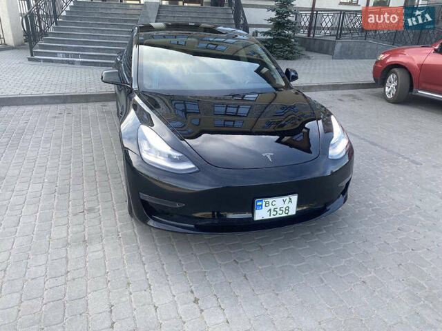 Тесла Модель 3 2019 у Львові на Automoto.ua Чорний Тесла Модель 3, об'ємом двигуна 0 л та пробігом 107 тис. км за 23900 $, фото 2 на Automoto.ua
