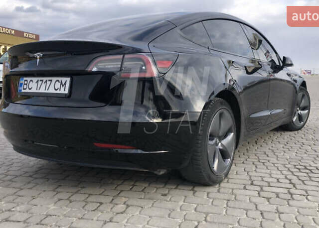 Чорний Тесла Модель 3, об'ємом двигуна 0 л та пробігом 158 тис. км за 12400 $, фото 8 на Automoto.ua