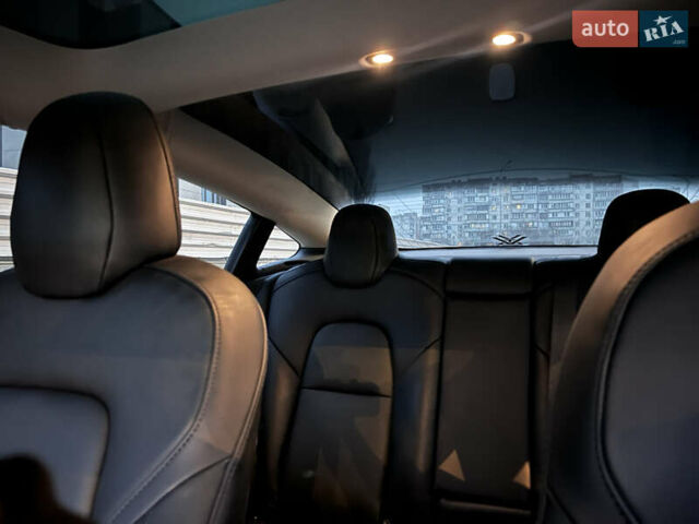 Черный Тесла Модель 3, объемом двигателя 0 л и пробегом 77 тыс. км за 20000 $, фото 52 на Automoto.ua