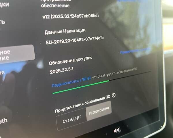 Чорний Тесла Модель 3, об'ємом двигуна 0 л та пробігом 142 тис. км за 14200 $, фото 15 на Automoto.ua