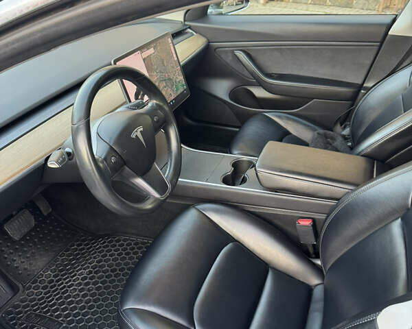 Черный Тесла Модель 3, объемом двигателя 0 л и пробегом 269 тыс. км за 12600 $, фото 40 на Automoto.ua