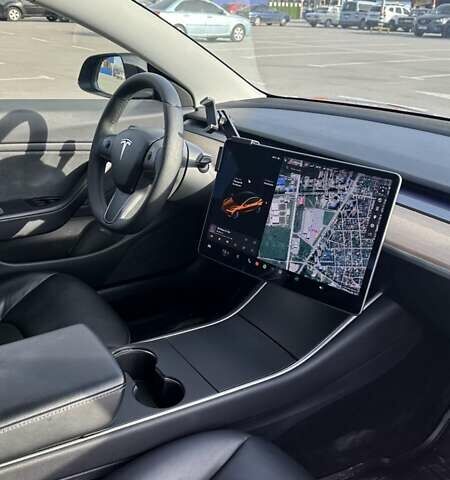 Черный Тесла Модель 3, объемом двигателя 0 л и пробегом 151 тыс. км за 17700 $, фото 16 на Automoto.ua