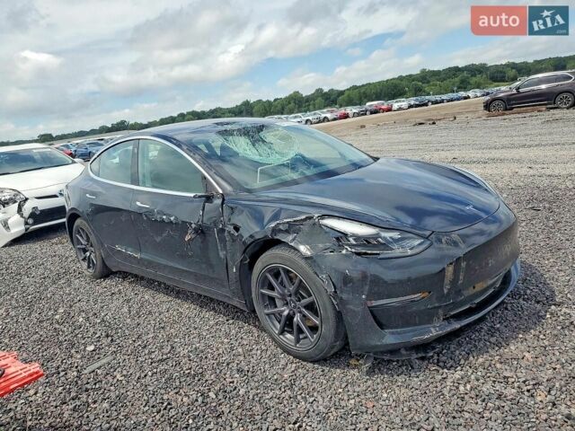 Черный Тесла Модель 3, объемом двигателя 0 л и пробегом 58 тыс. км за 4500 $, фото 3 на Automoto.ua